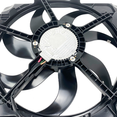 فن خنک کننده اتومبیل با موتور جهانی با گواهینامه OEM 68143894AB و ISO TS15949