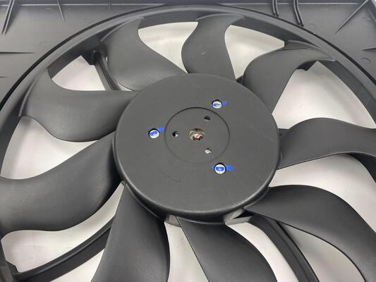 فن خنک کننده رادیاتور برقی برای فولکس واگن مولتی‌ون 850 وات 7E0121205B 7E0121205J