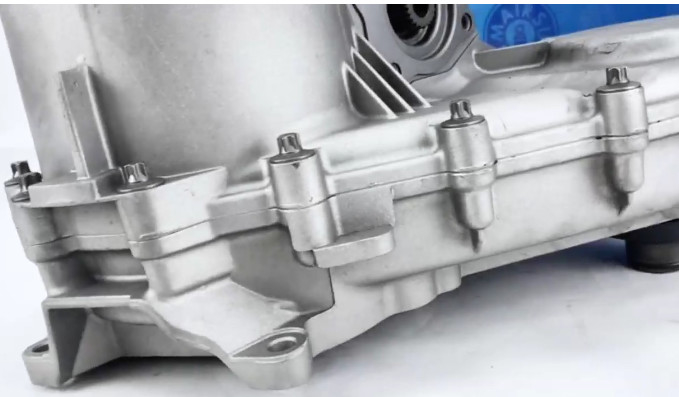 OE NO ATC700 کیس انتقال برای BMW X5 E70 X6 E71 سیستم انتقال اتوماتیک 27107599886